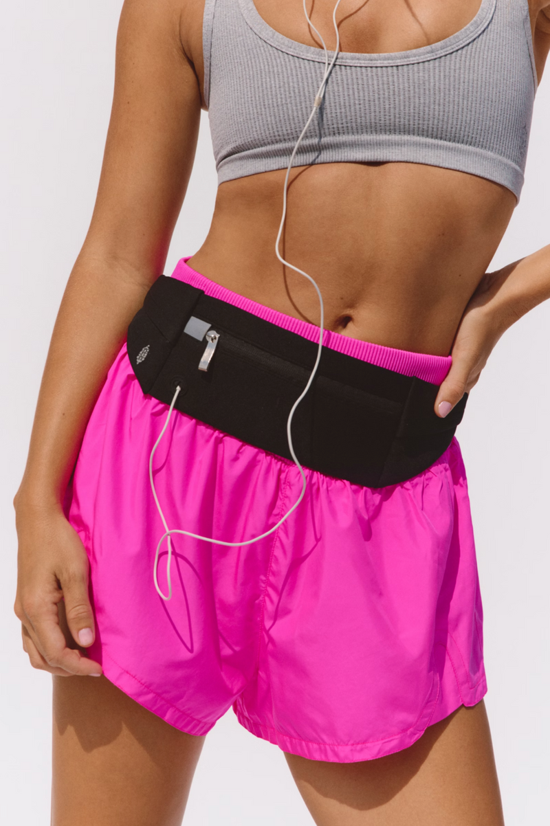 Carpe Diem Short- Fushia Flirt